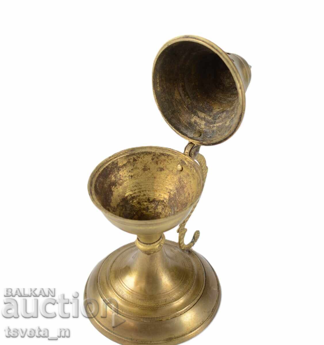 Παράδοση Αντίκα μπρούτζινο καντήλι