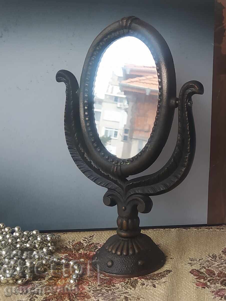 Oglindă antică cu ramă din alamă, stil baroc, din anii '20
