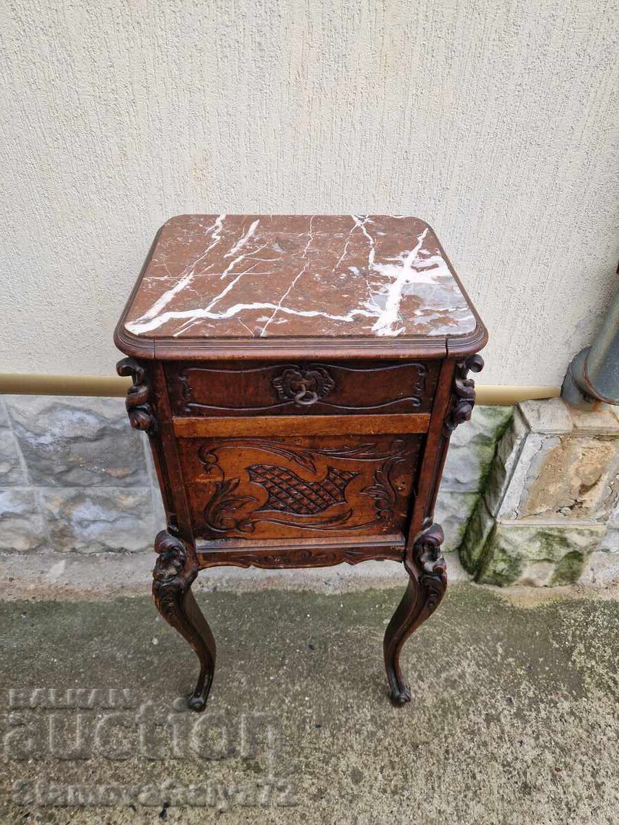 Rar humidor antic francez din marmură masivă cu preț € 222.00 | 434.20 BGN