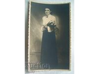 Стара снимка 1946 г. - млада жена, фото Зашев, София