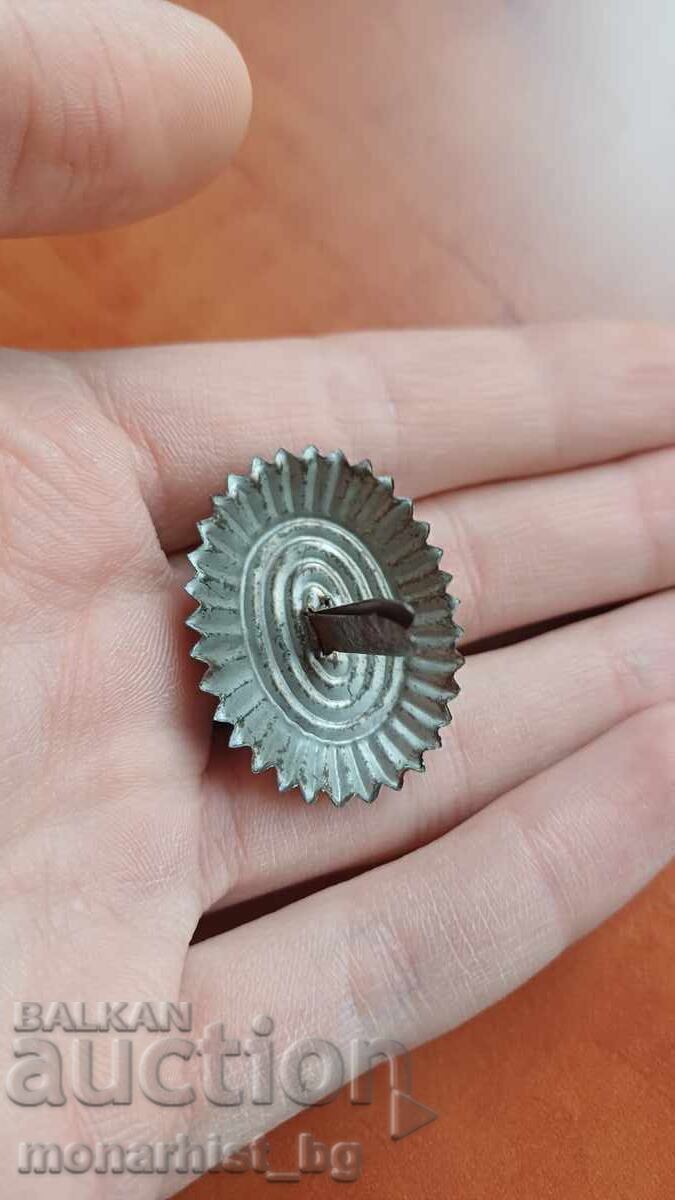 Delivery of Imperial Soldier's Cockade WWI