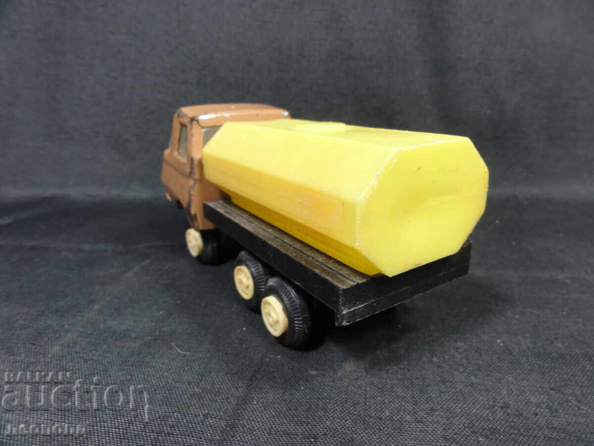 Licitație BZTS STARA RETRO SOTS ЈUCHERISHЊA METALNA IGRACHKA KAMION MIR RAZGRAD