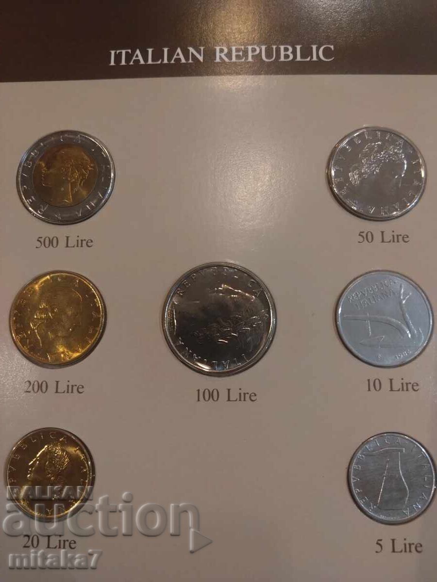 Set de monede și timbru poștal, Italia cu preț € 9.00 | 17.60 BGN