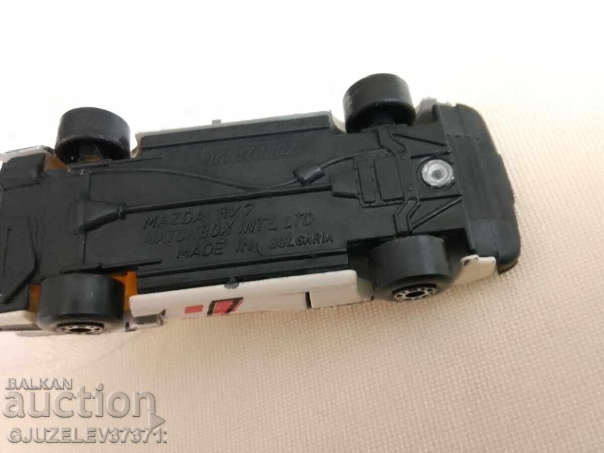 Matchbox Bulgaria Mazda RX7 cu preț € 40.00 | 78.23 BGN