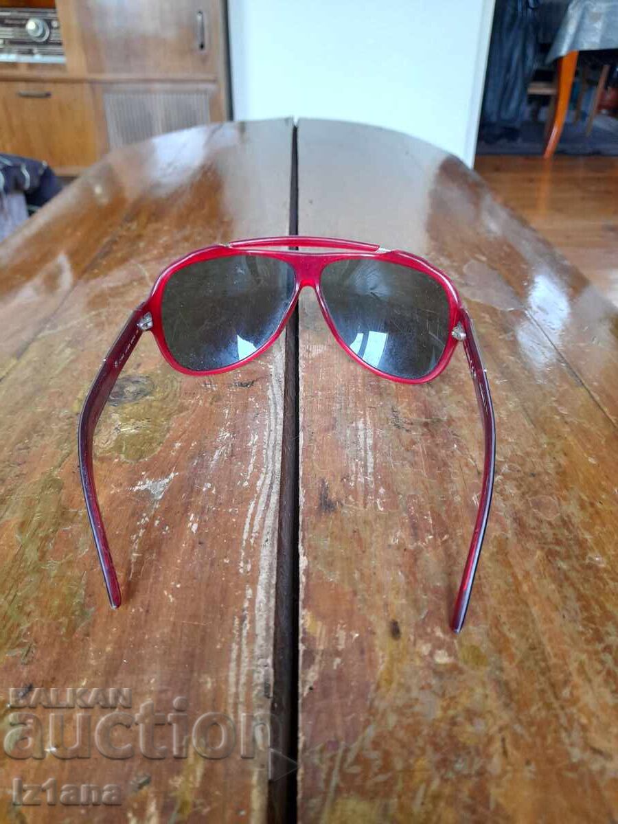 Livrarea Ochelari de soare vechi JustCavalli Livrarea Ochelari de soare vechi JustCavalli