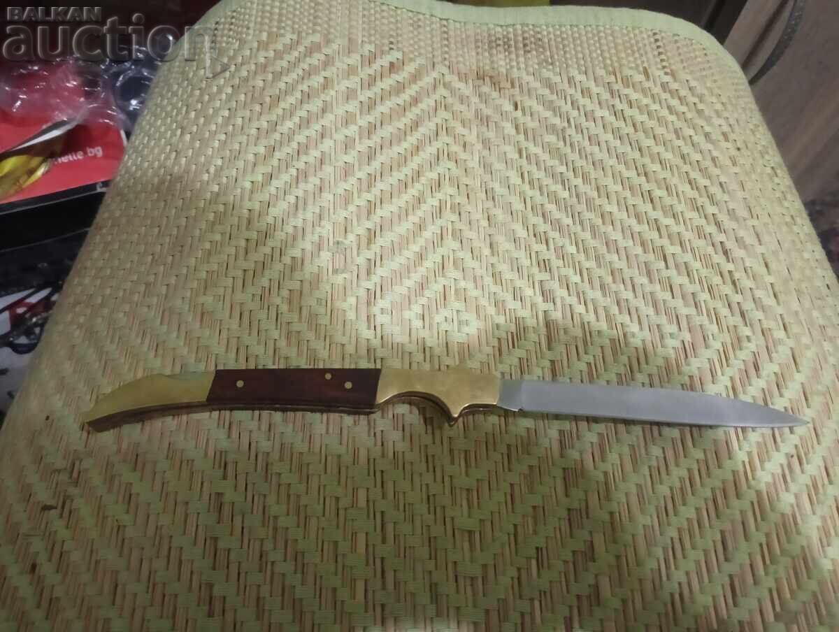 Παράδοση Πτυσσόμενο μαχαίρι τσέπης