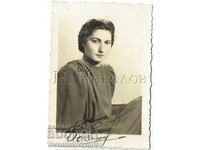 1941 ΜΙΚΡΗ ΠΑΛΙΑ ΦΩΤΟΓΡΑΦΙΑ ΚΟΚΚΙΝΗ ΑΚΤΗ ΝΕΑ ΓΥΝΑΙΚΑ ZH073