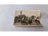 Φωτογραφία Αγοριών και Κοριτσιών στην Ώρα της Φυσικής Αγωγής