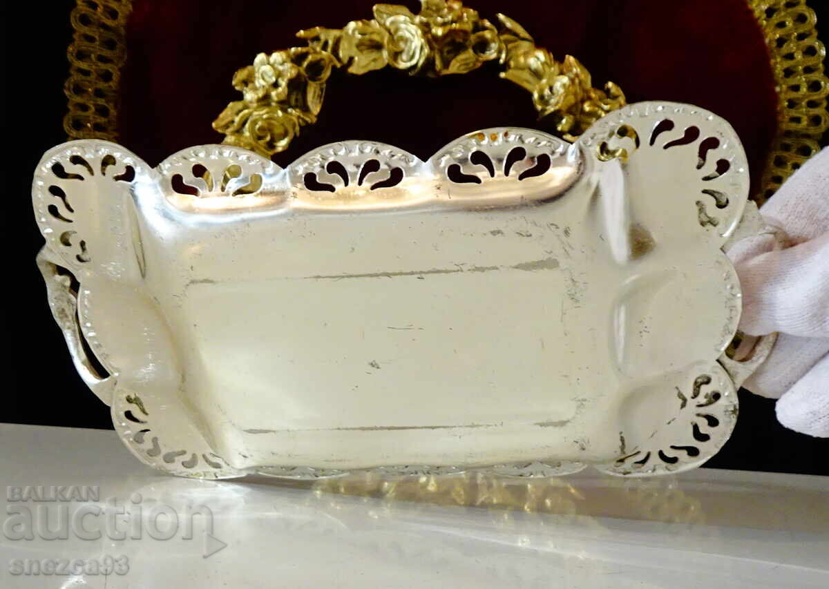 Livrarea Vas de unt argintat Art Nouveau