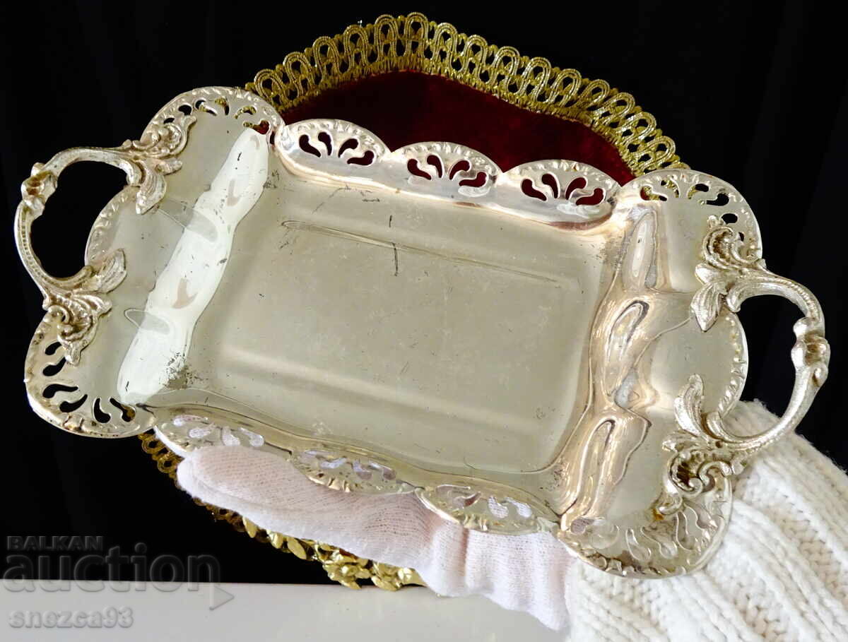 Vas de unt argintat Art Nouveau