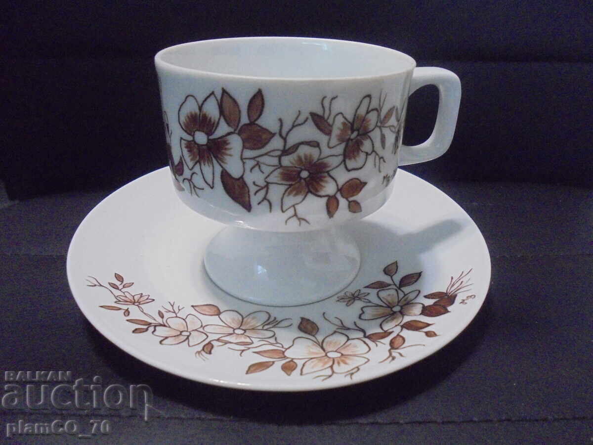 №*8508 Set dublu de cești din porțelan cu farfurioare Eschenbach