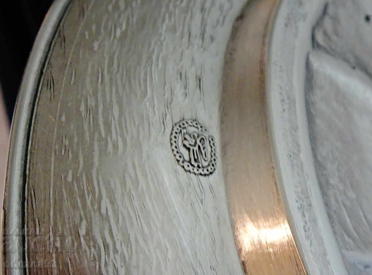 Farfurie de staniu pictură „În pivniță” de Eduard von Grützner - 6