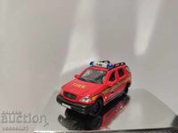 Стара играчка 1:72 Mercedes ml пожарна кола КОЛИЧКА