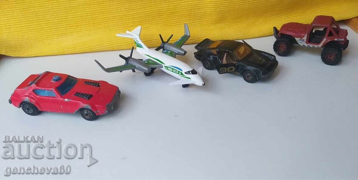 Old metal MATCHBOX cars and airplane - 7