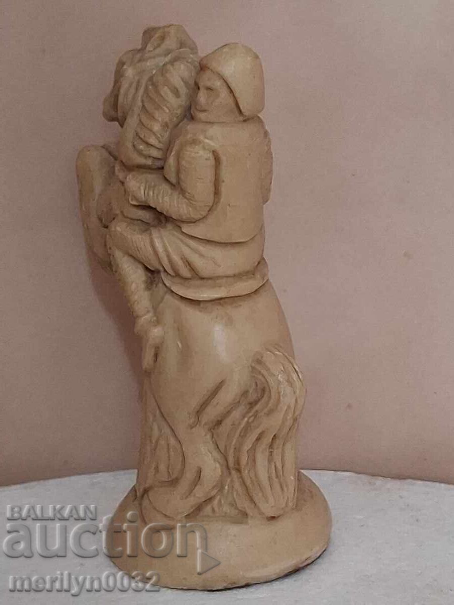 Livrarea Statuetă călăreț din os dinte figură sculptură plastică Livrarea Statuetă călăreț din os dinte figură sculptură plastică