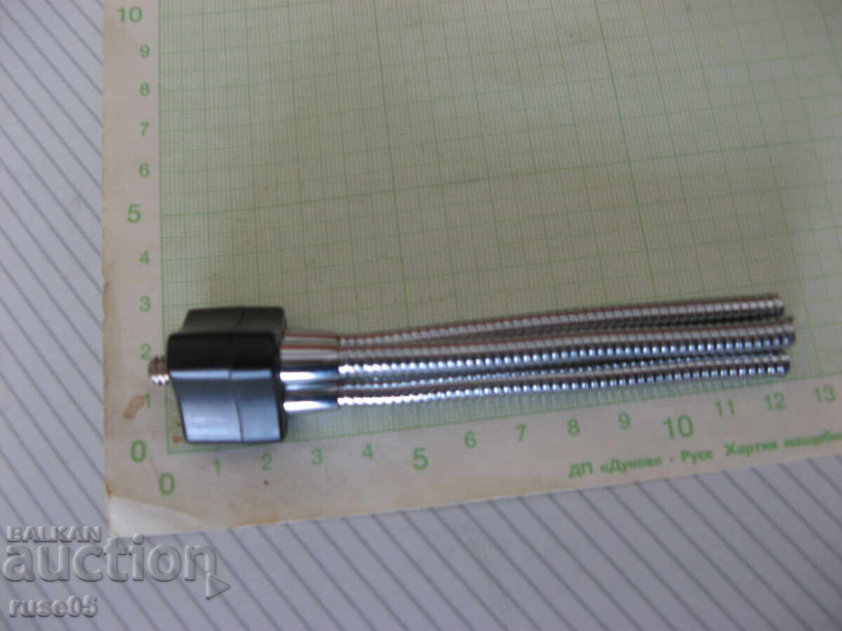 Licitație Trepied mini pentru aparat foto și altele Licitație Trepied mini pentru aparat foto și altele