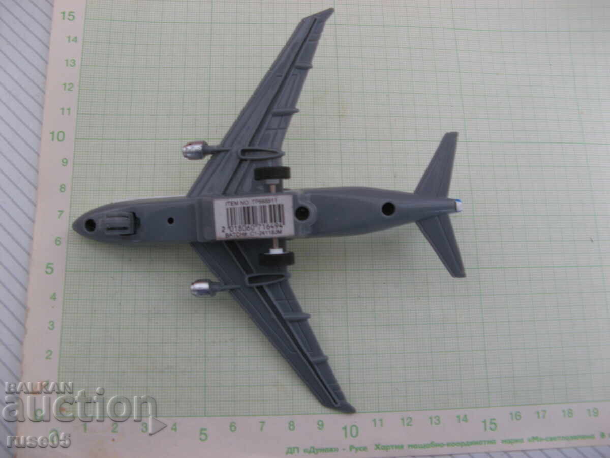 Livrarea Avion "BOEING 777" Livrarea Avion "BOEING 777"