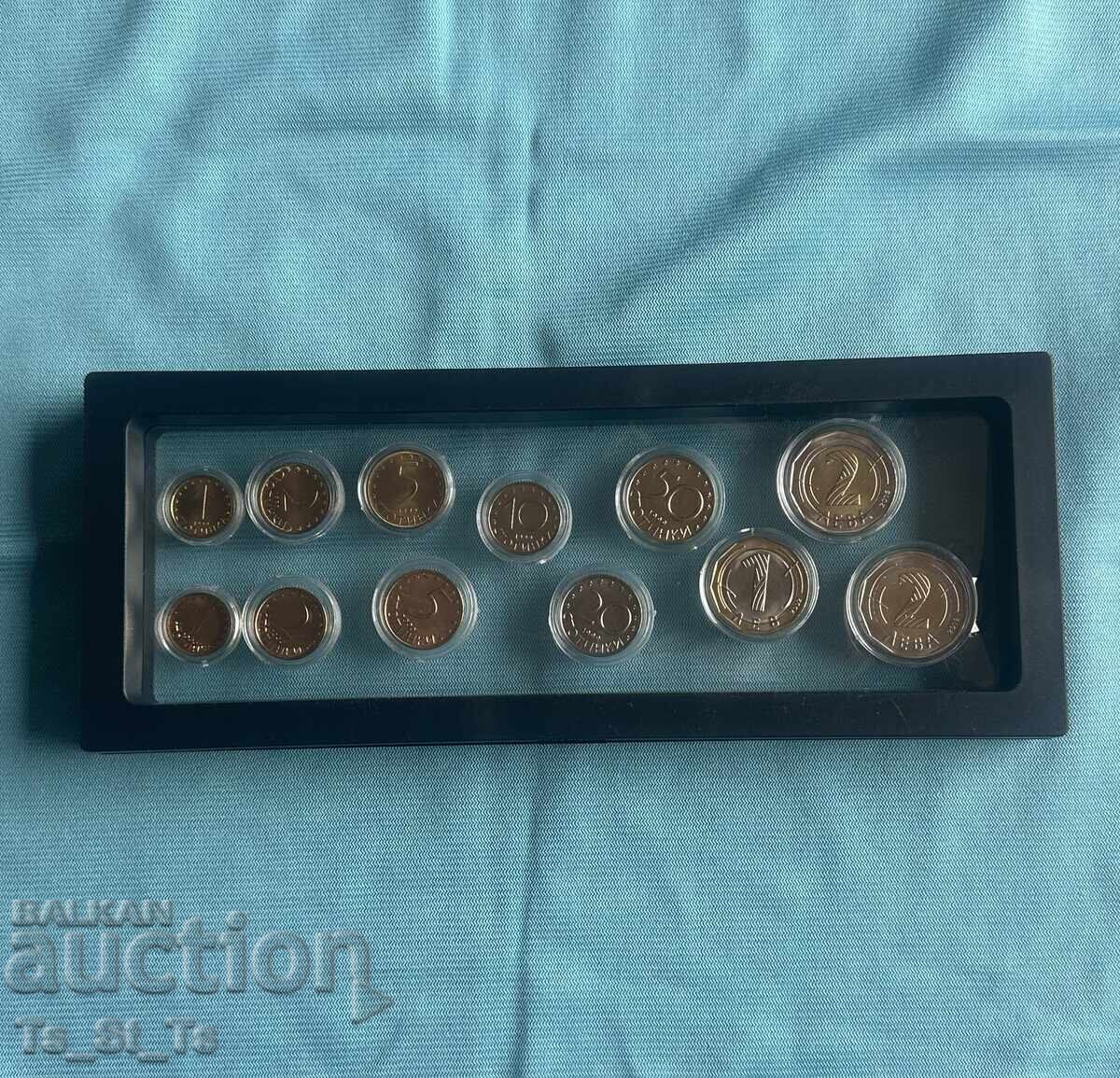 Аукцион Лот 12 различни монети 1999 - 2018 Аукцион Лот 12 различни монети 1999 - 2018