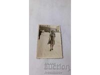 Φωτογραφία Σοφία Νεαρή γυναίκα σε έναν περίπατο