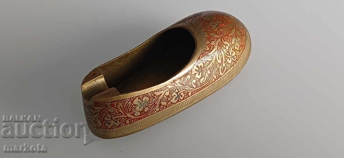 Old bronze ashtray - ashtray