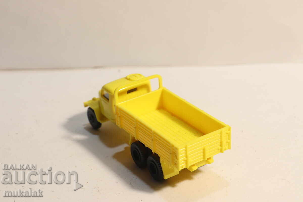 Delivery of IGRA?? 1/87 H0 TATRA?? TRUCK MODEL