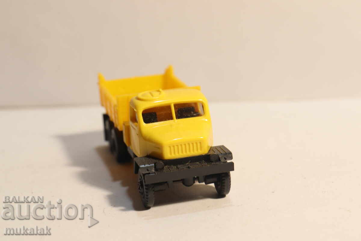 Licitație IGRA?? 1/87 H0 TATRA?? CAMION BASCULANT CĂRUȚ MODEL
