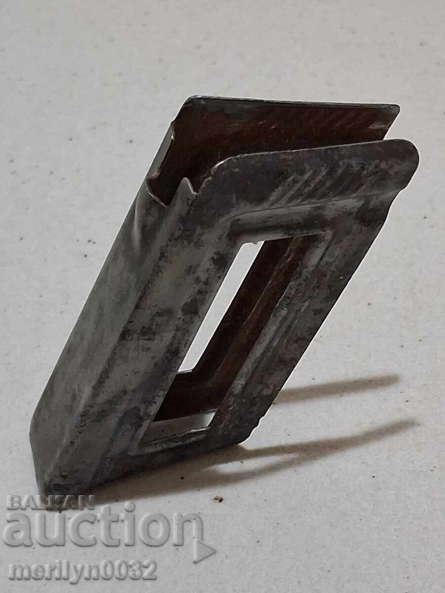 Cutie de cartușe, pachet pușcă Mannlicher M-95 Wehrmacht cu preț € 17.88 | 34.97 BGN Cutie de cartușe, pachet pușcă Mannlicher M-95 Wehrmacht cu preț € 17.88 | 34.97 BGN