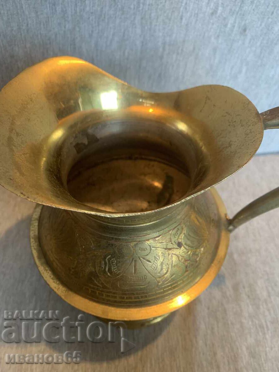 Cană/Vază veche din alamă gravată - 5