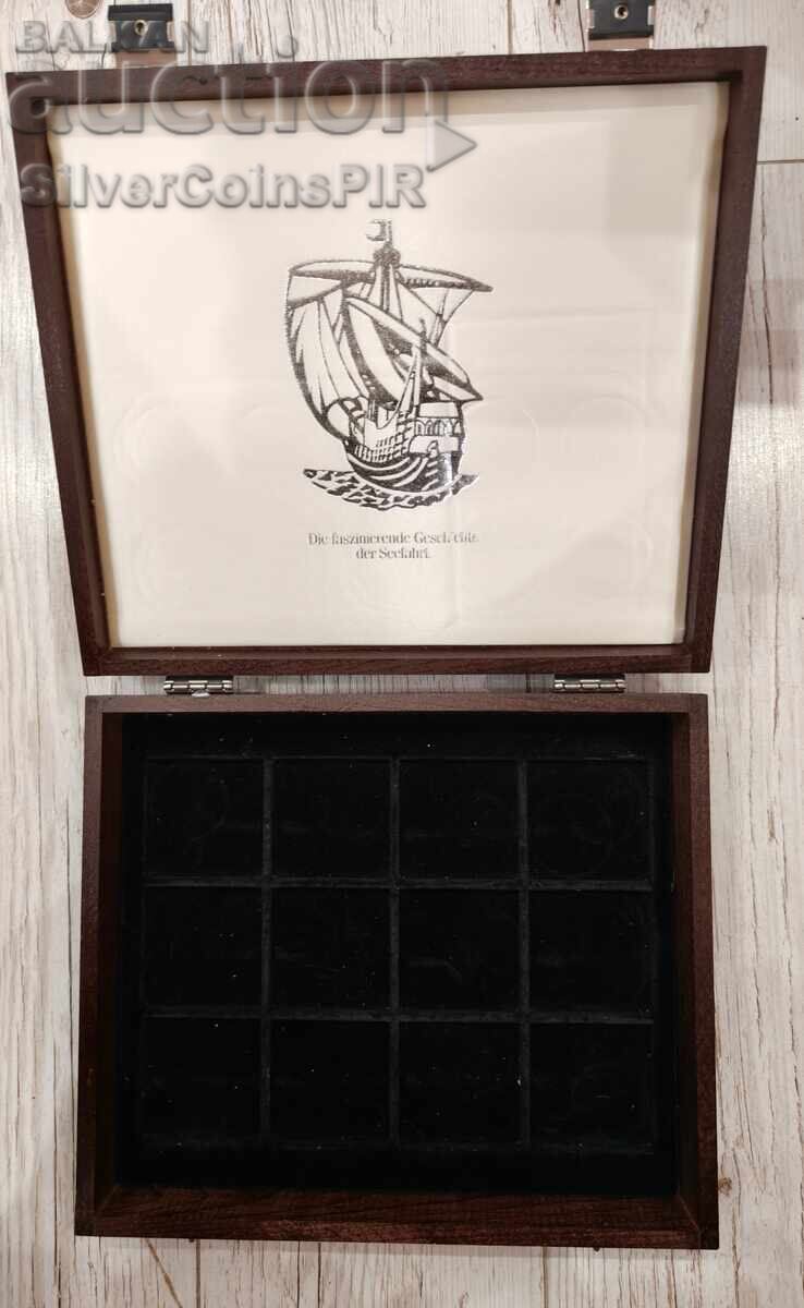 Large Box for 12 Coins