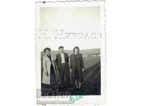 ΜΙΚΡΗ ΠΑΛΙΑ ΦΩΤΟΓΡΑΦΙΑ ΣΕΒΛΙΕΒΟ ΝΕΟΙ ΠΟΛΙΤΕΣ Γ174