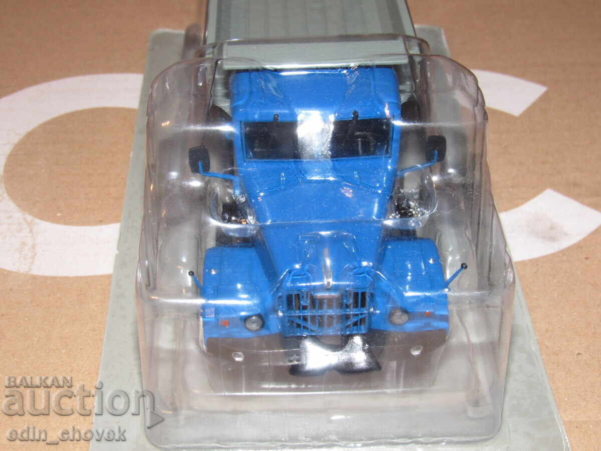 1/43 Deagostini USSR Social Kraz 256 Dump Truck New with price € 38.00 | 74.32 BGN