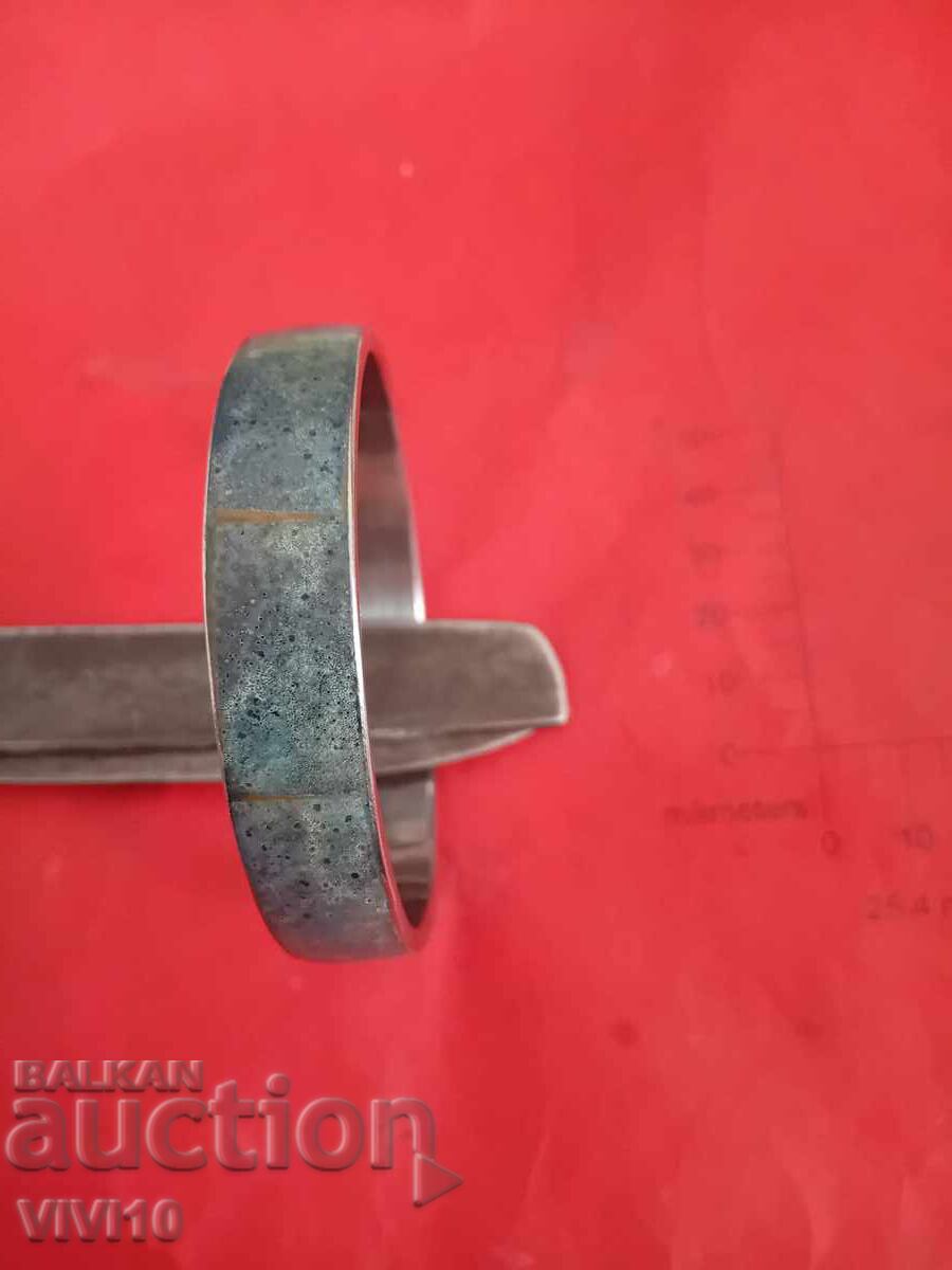 Старинна гривна емаил с цена € 20.00 | 39.12 лв.