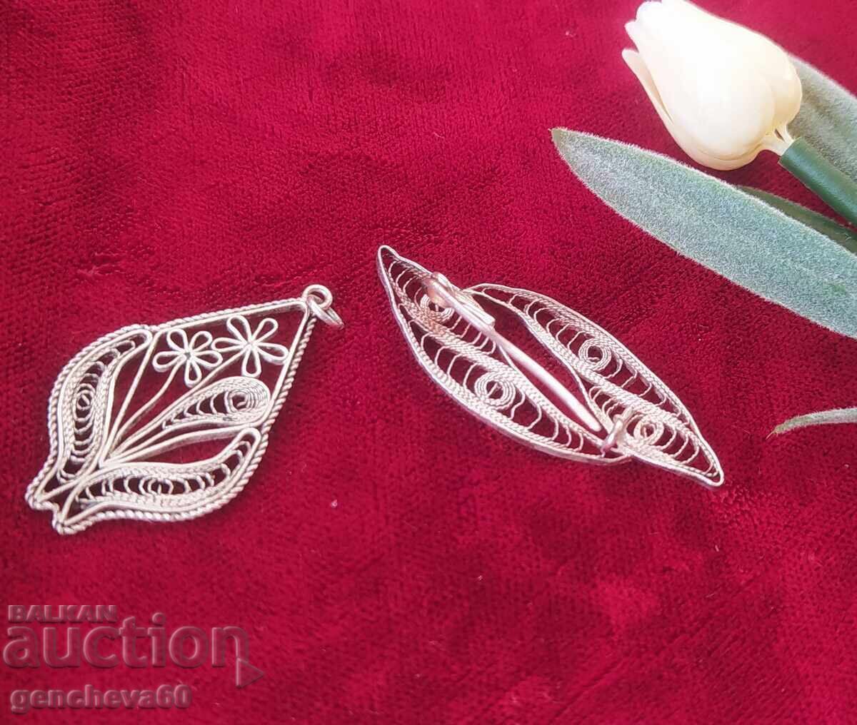 Broșă și pandantiv vechi din argint filigran cu preț € 15.00 | 29.34 BGN
