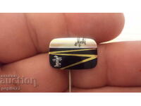 значка рекламна ,Minki,марка облекло