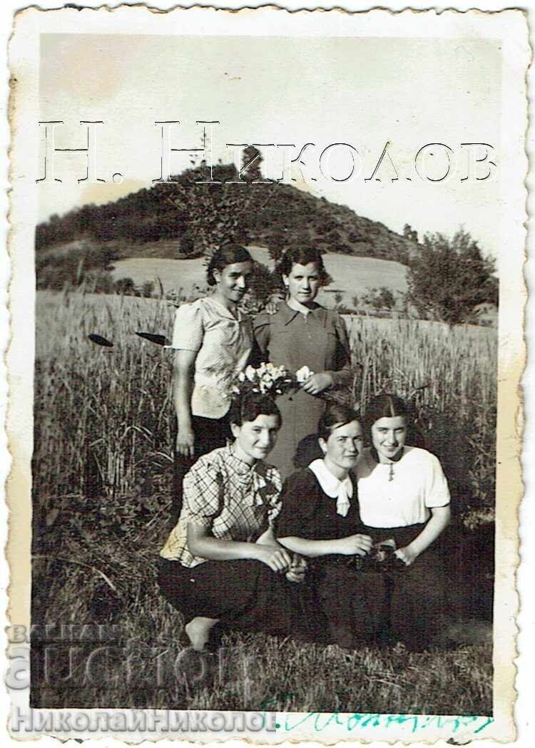 ΜΙΚΡΗ ΠΑΛΙΑ ΦΩΤΟΓΡΑΦΙΑ ΓΚΑΜΠΡΟΒΟ ΕΚΔΡΟΜΗ ΤΟΥΡΙΣΜΟΣ ZH210 ΜΙΚΡΗ ΠΑΛΙΑ ΦΩΤΟΓΡΑΦΙΑ ΓΚΑΜΠΡΟΒΟ ΕΚΔΡΟΜΗ ΤΟΥΡΙΣΜΟΣ ZH210