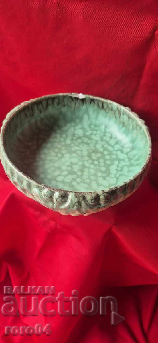 OLD PORCELAIN FRUIT BOWL with price € 19.99 | 39.10 BGN