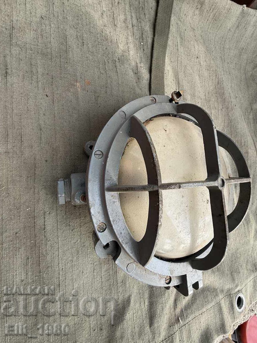 Licitație Lampă de navă Licitație Lampă de navă