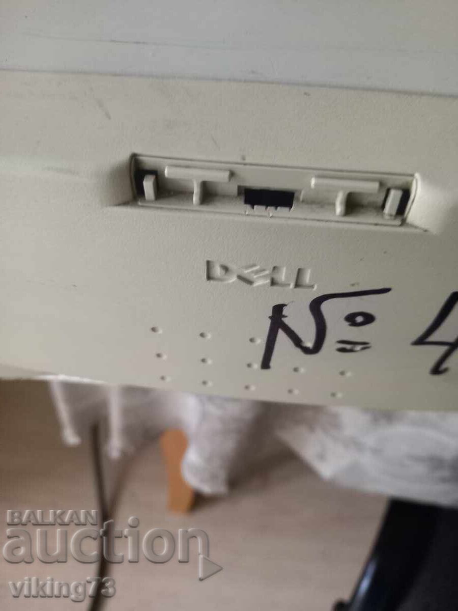 DELL, λειτουργικός με τιμή € 89.00 | 174.07 BGN