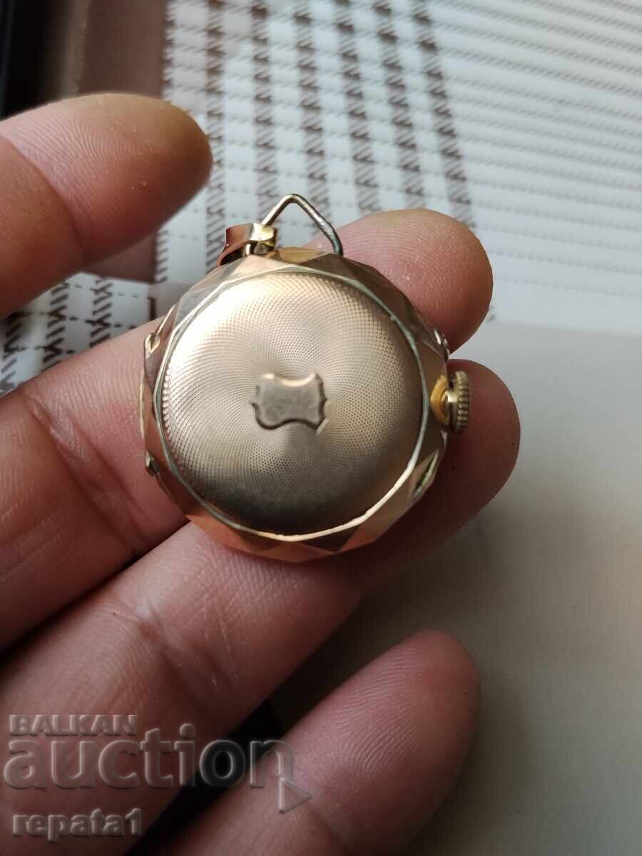 Gold Pocket Watch Locket - 5