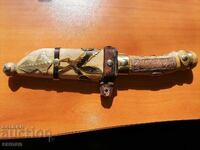 Cuțit de vânătoare vechi, unicat, spinel, turmalină