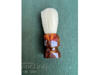 Четка за бръснене с кехлибарена дръжка
