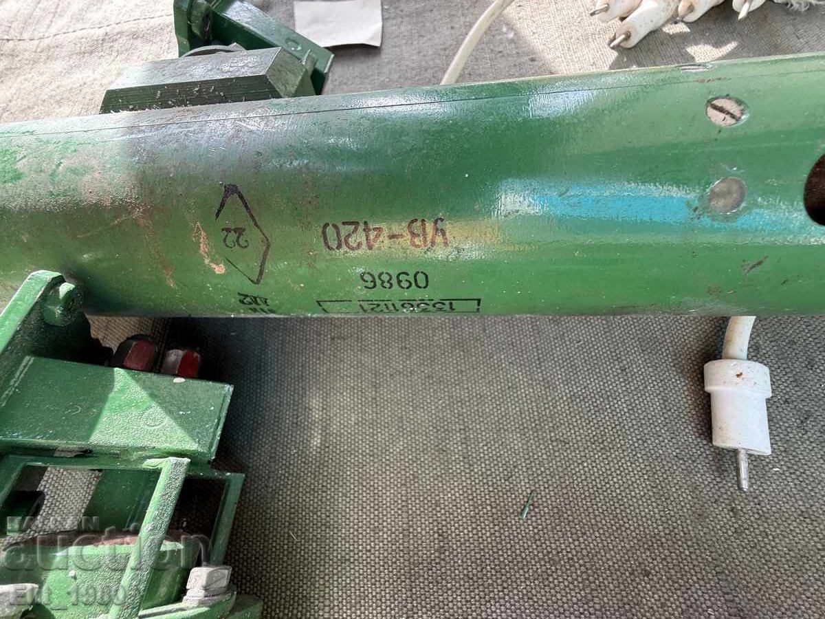 Λυχνίες ραδιοφώνου στρατιωτικού τύπου με τιμή € 35.00 | 68.45 BGN