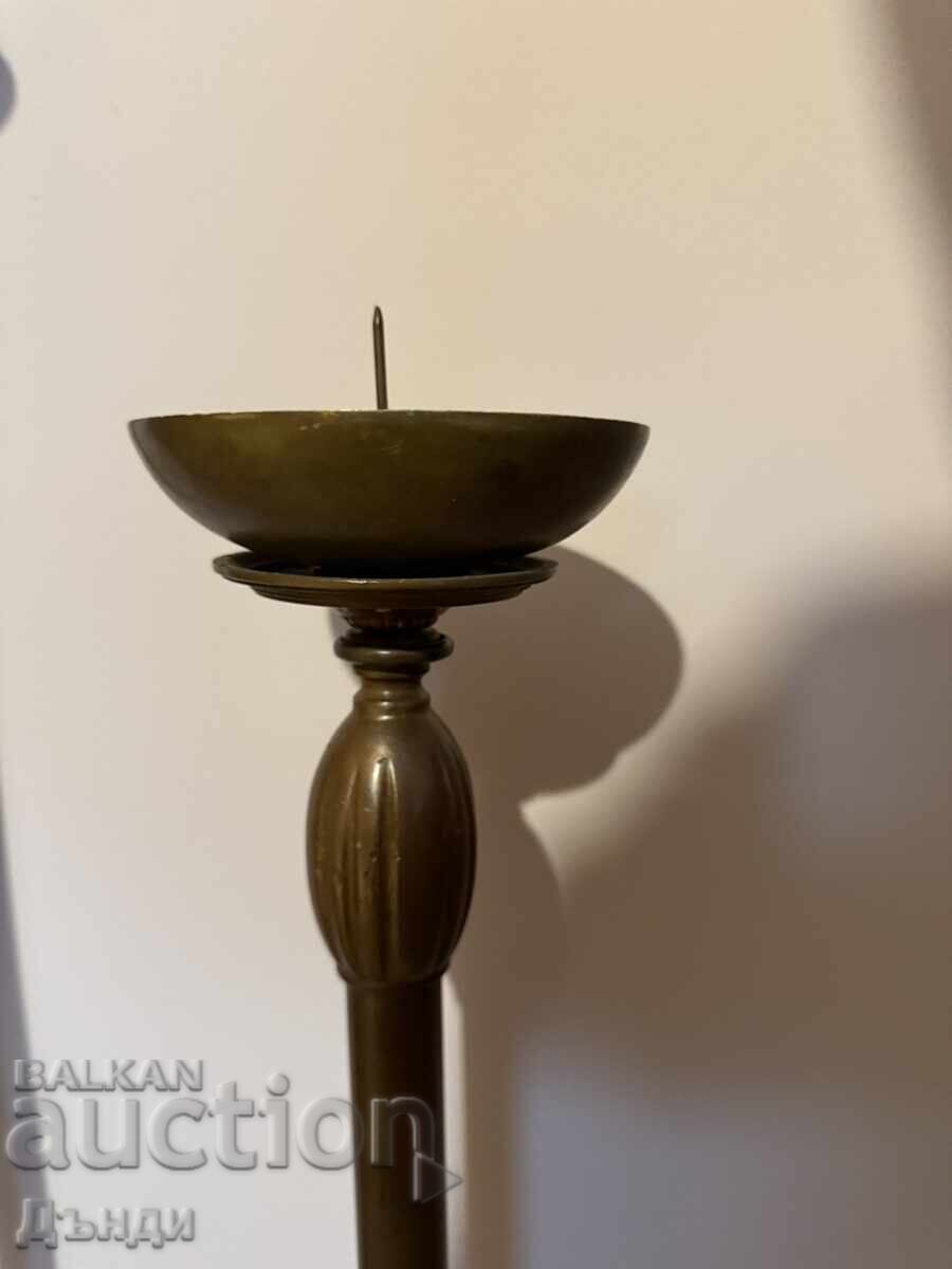 Sfeșnice cu preț € 80.00 | 156.47 BGN