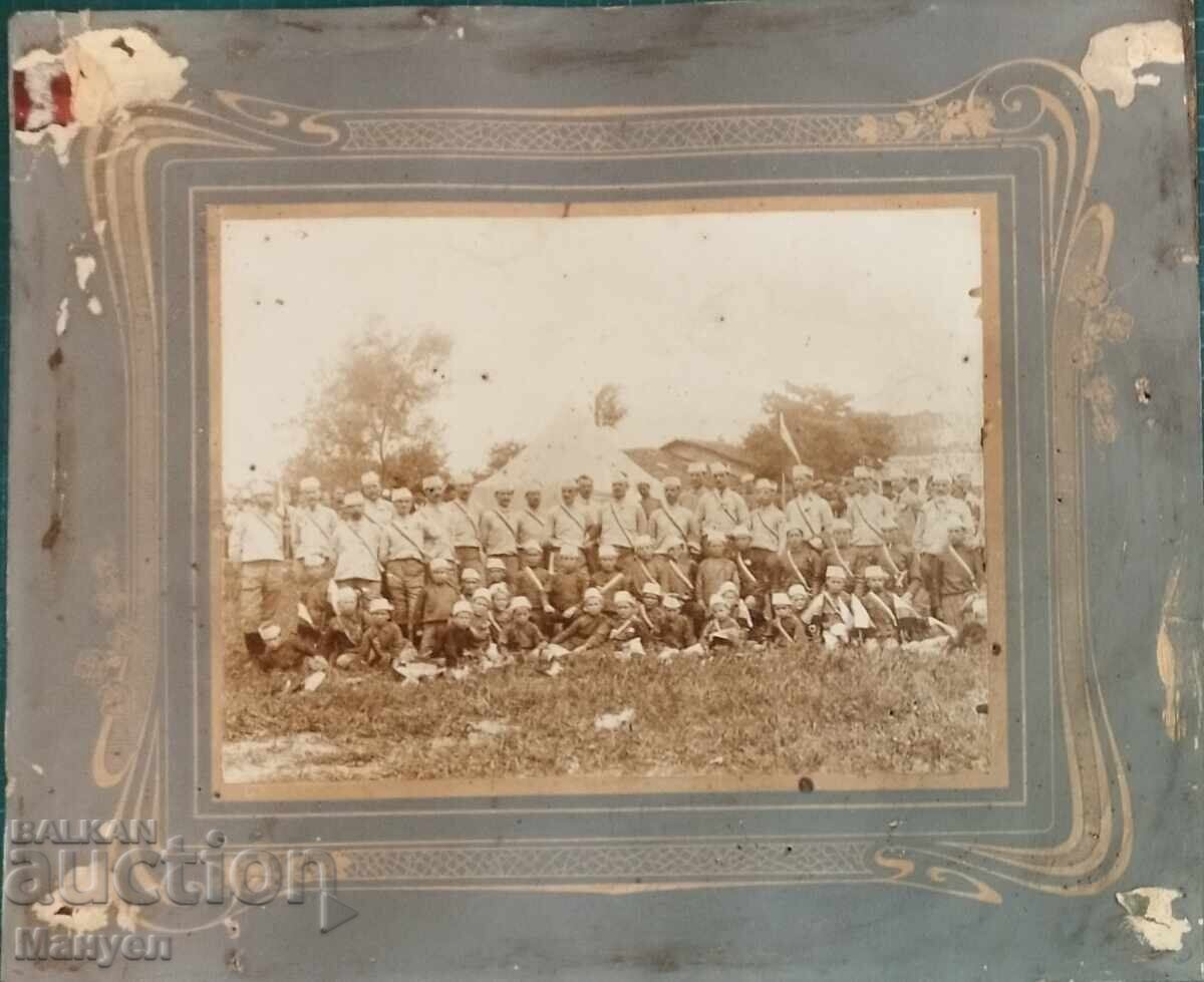 Fotografie veche mare, carton Societatea "Iunak"