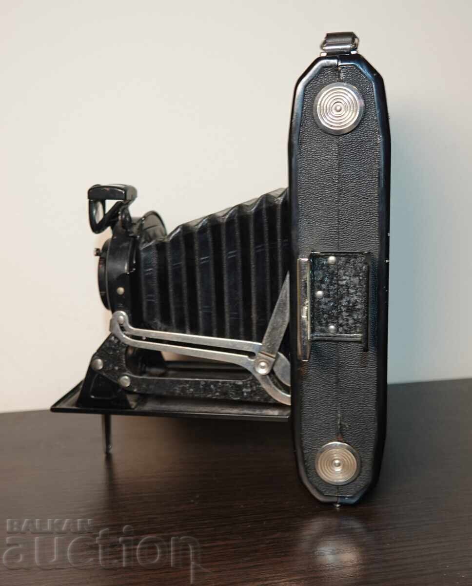 Zeiss Ikon: Ikonta 520/15 - 6