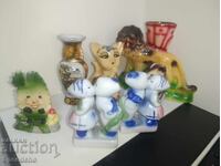 Lot mare de figurine din porțelan