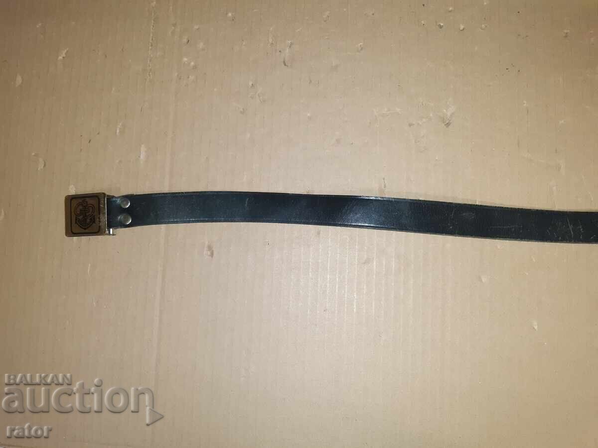 Livrarea Centură de ofițer de marină, uniformă