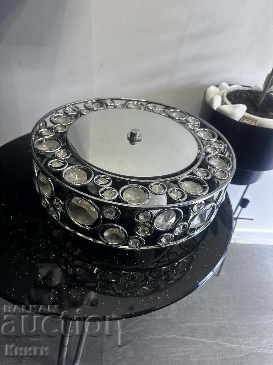 Λάμπα - φωτιστικό σώμα Λάμπα - φωτιστικό σώμα