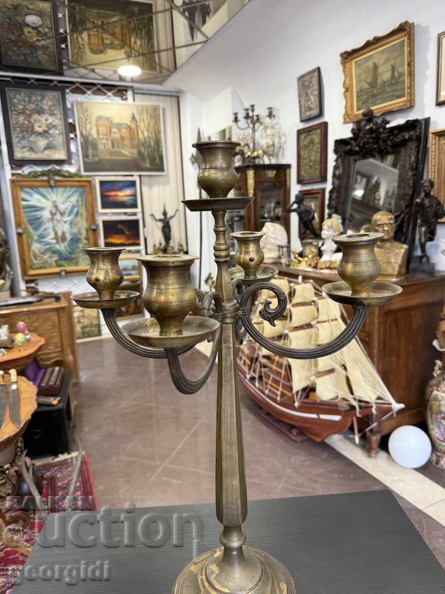 Sfeșnic de bronz cu cinci brațe. №7890 cu preț € 80.00 | 156.47 BGN