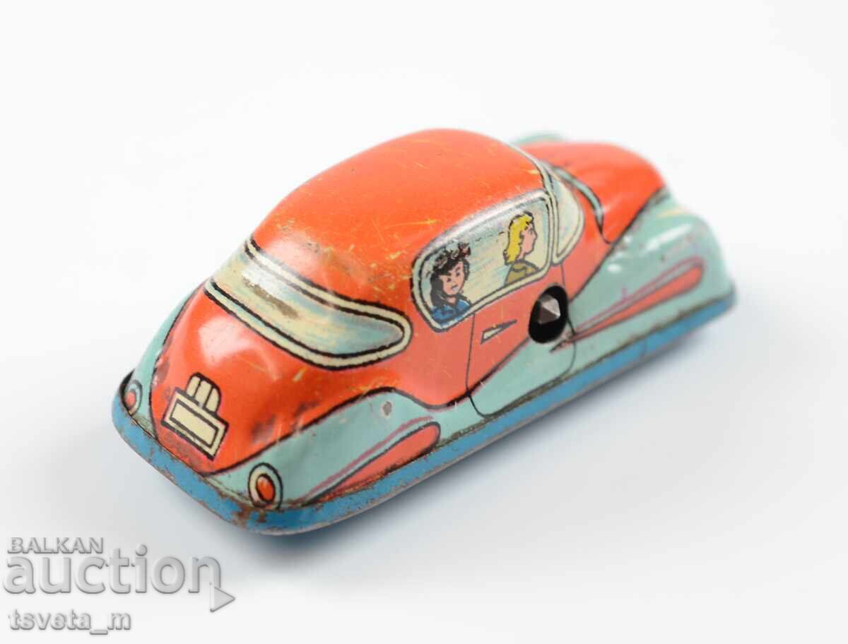 Παράδοση Μεταλλικό παιχνίδι αυτοκινητάκι με μηχανισμό κουρδίσματος